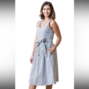Hope & Henry Grey and White Striped Searsucker Sleeveless Dress